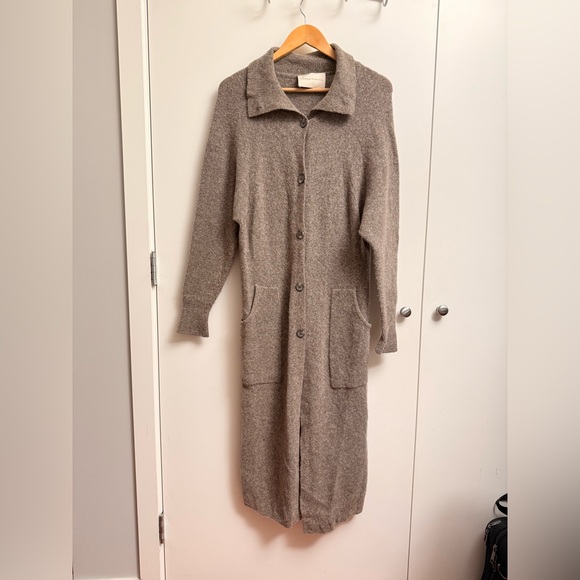 The Babaton Group Nour Sweater - Picture 5 of 12